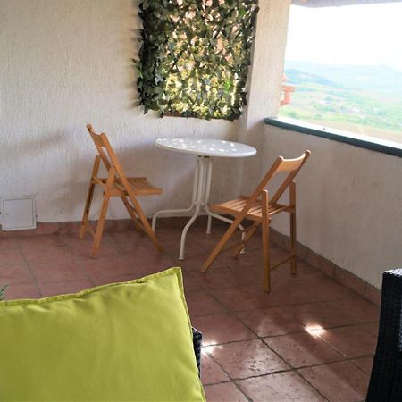 Apartments Garden Motovun Ruang foto